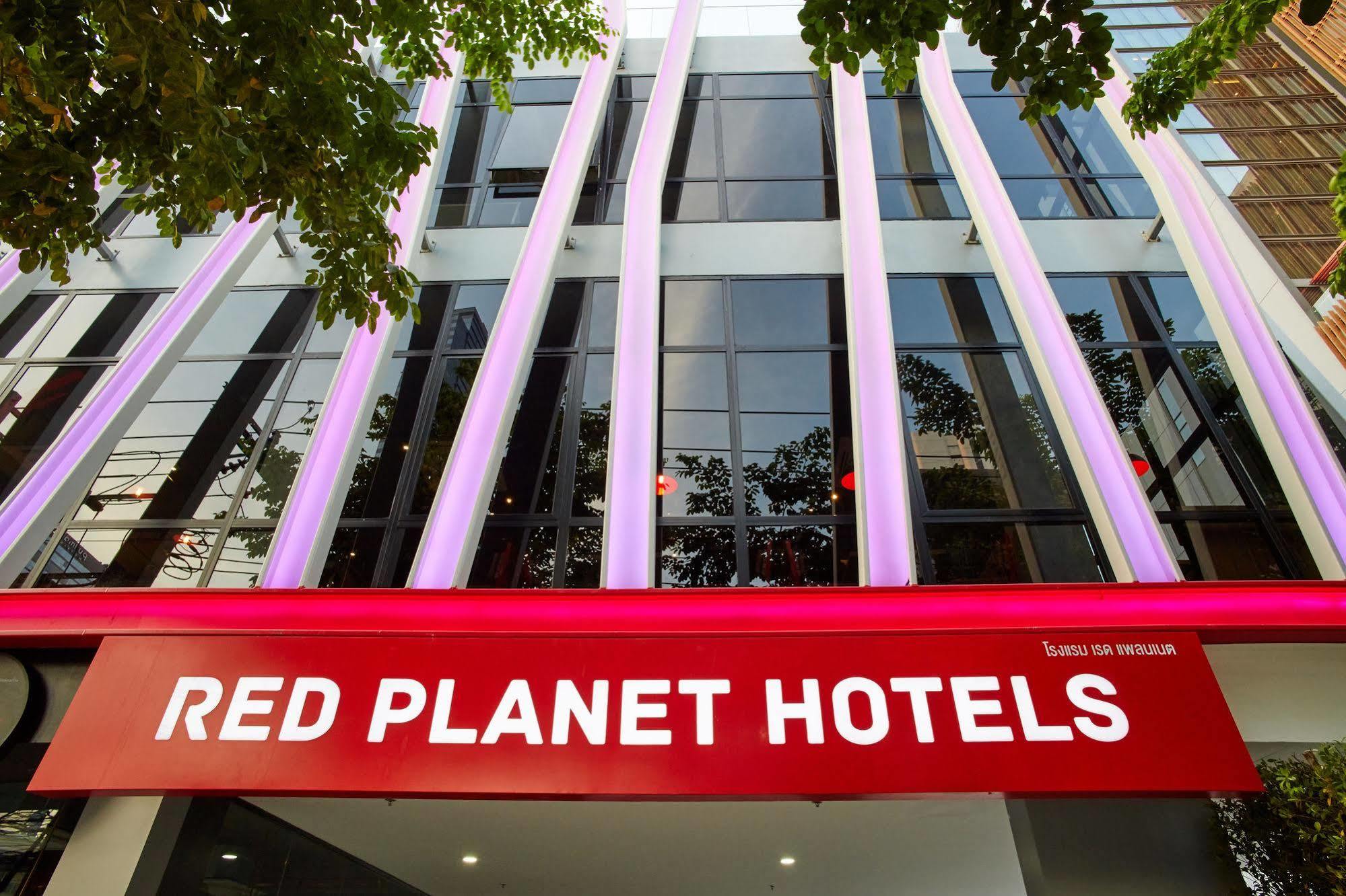 Red Planet Bangkok Surawong Hotel Luaran gambar